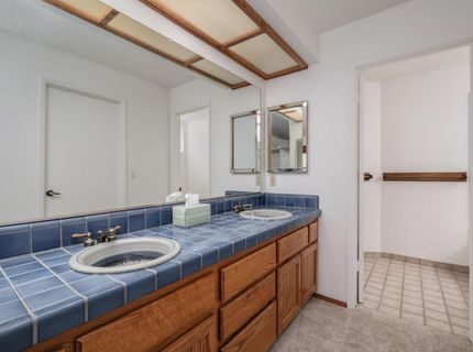 2956 Red Hawk Way, Sacramento, CA 95833 Photo