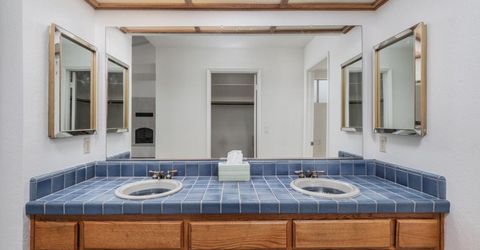 2956 Red Hawk Way, Sacramento, CA 95833 Photo
