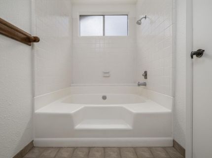 2956 Red Hawk Way, Sacramento, CA 95833 Photo
