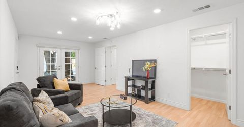 4201 Fair Oaks Blvd, Sacramento, CA 95864 Photo