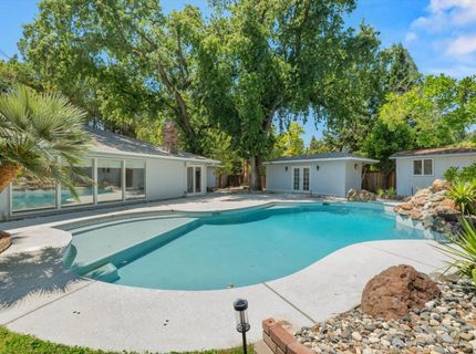 4201 Fair Oaks Blvd, Sacramento, CA 95864 Photo
