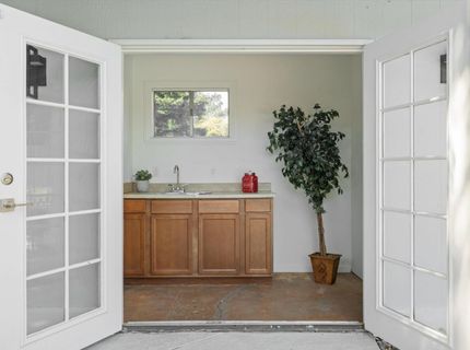 4201 Fair Oaks Blvd, Sacramento, CA 95864 Photo