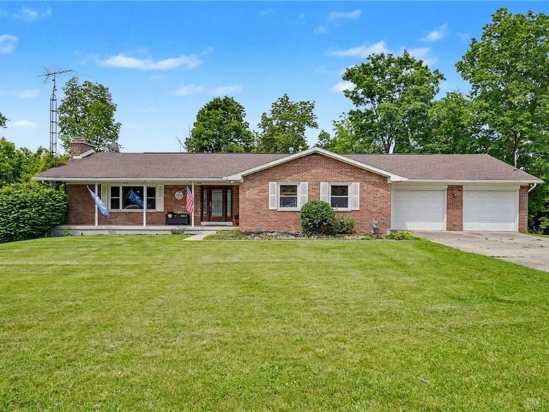 2105 Cheviot Hills Drive, Springfield, OH 45505 Photo 1
