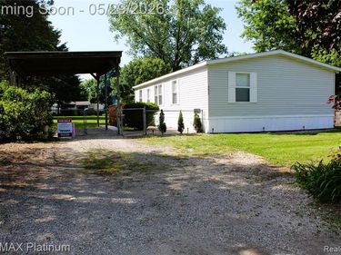 5615 Cherokee Bend Bend, Genoa Twp, MI 48843