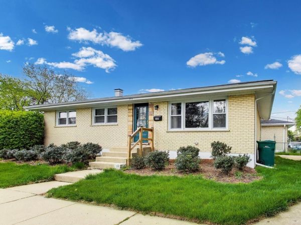 345 E View Street , Lombard, IL 60148