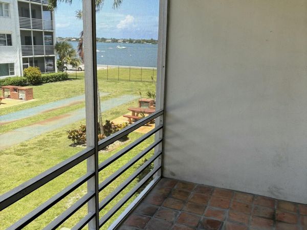 4500 N Flagler Drive, Unit C9, West Palm Beach, FL 33407
