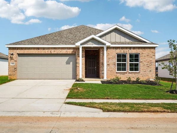 356 Declan Street, Springtown, TX 76082