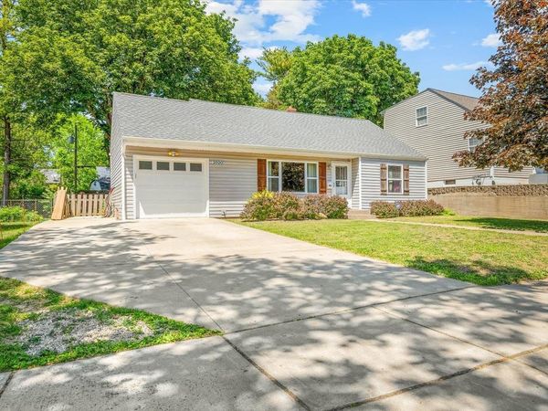 2520 19th Avenue, ROCKFORD, IL 61108