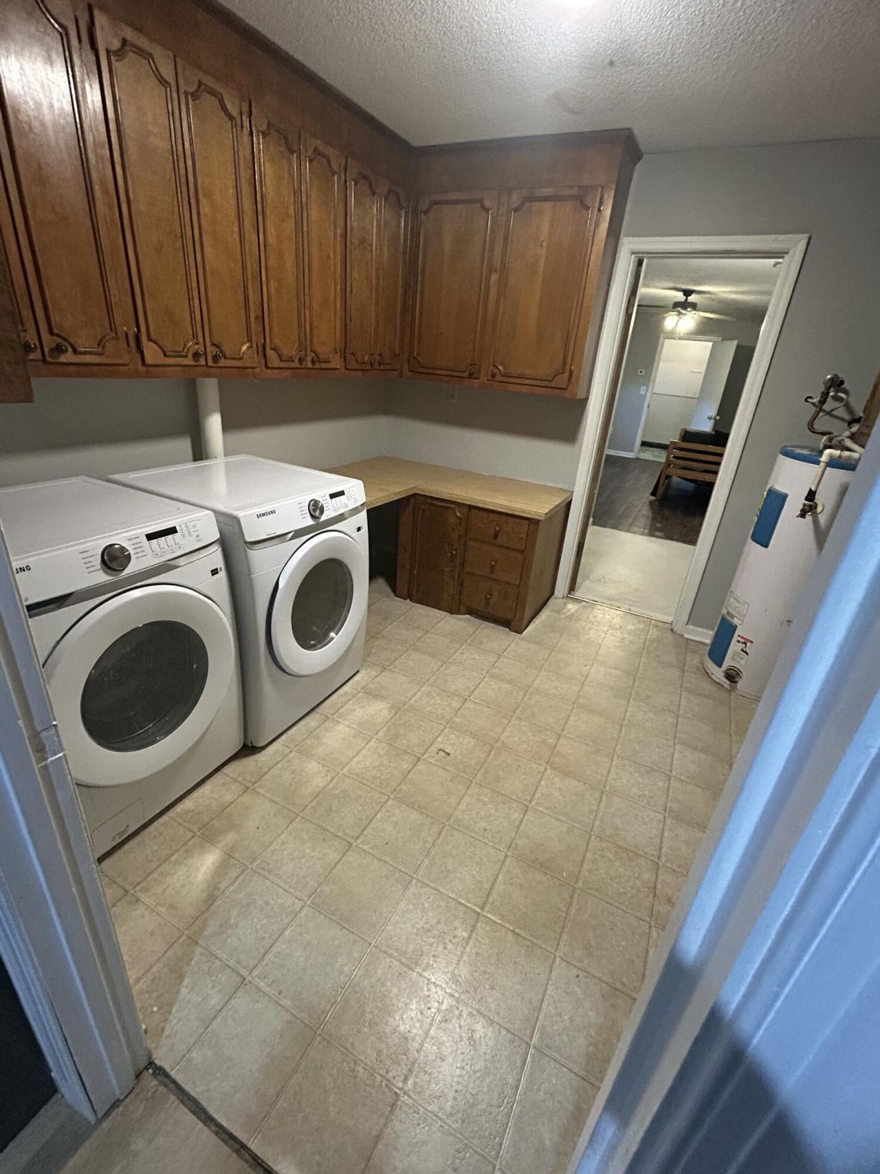 5557 Evelyn Drive Photo 46