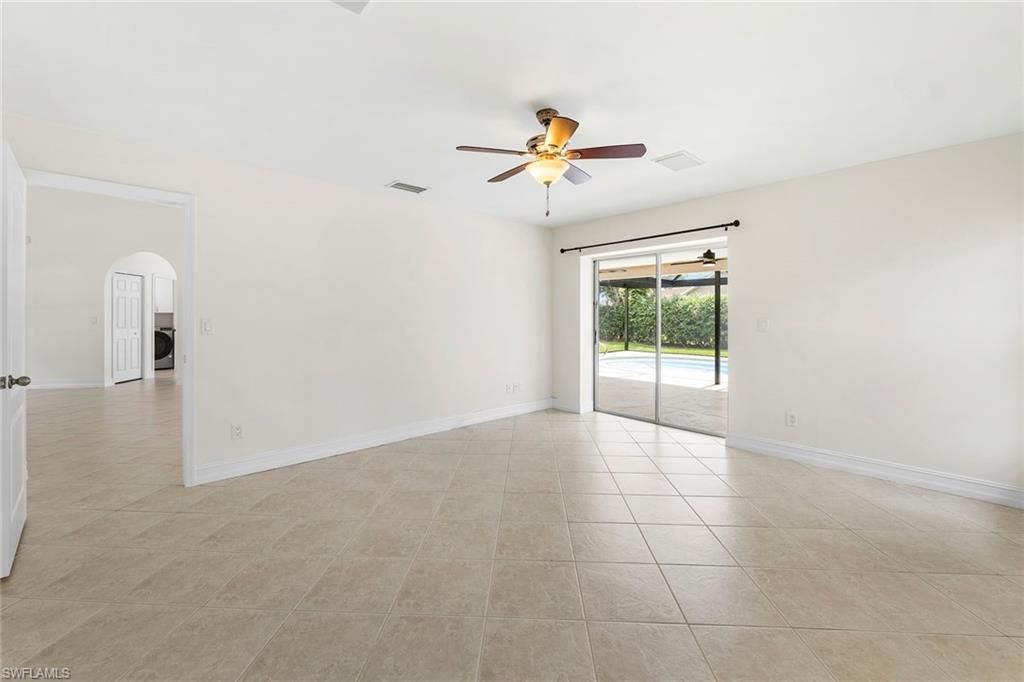 10340 Regent Cir, Naples, FL 34109 Photo