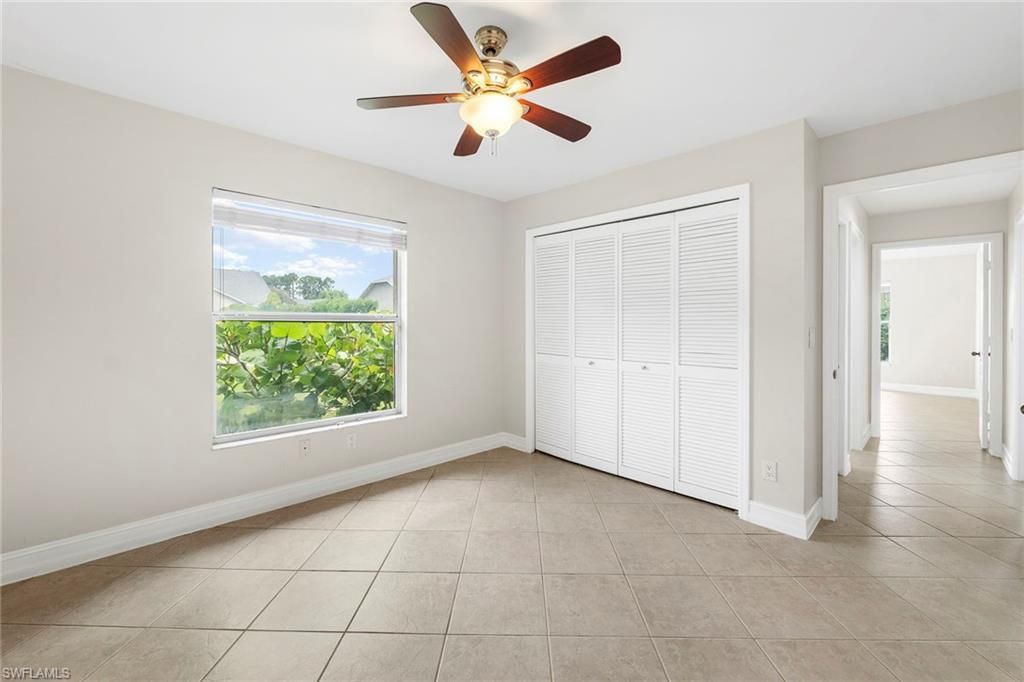 10340 Regent Cir, Naples, FL 34109 Photo