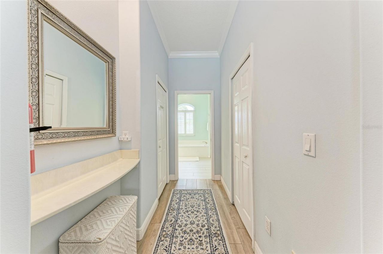 4471 Mcintosh Lake Avenue, Sarasota, FL 34233 Photo