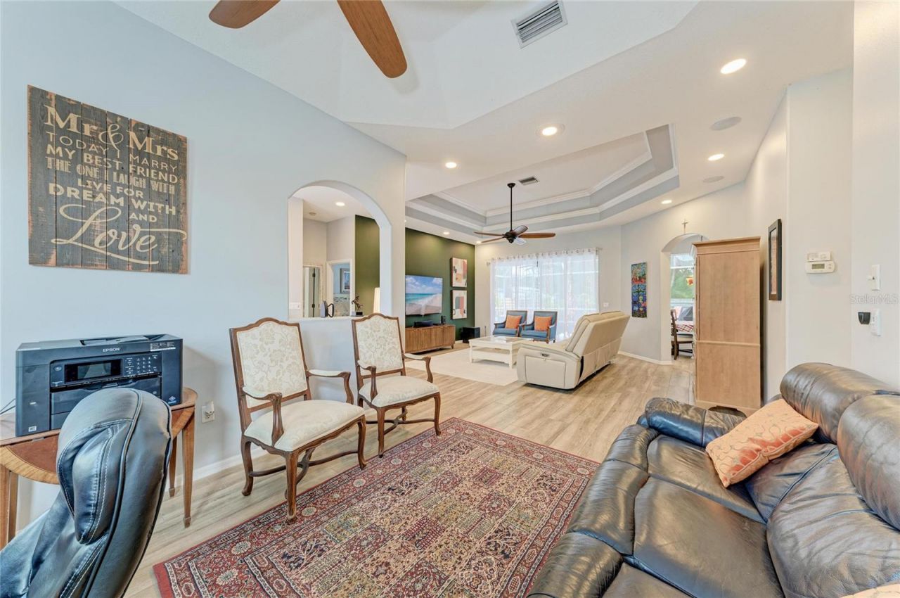 4471 Mcintosh Lake Avenue, Sarasota, FL 34233 Photo