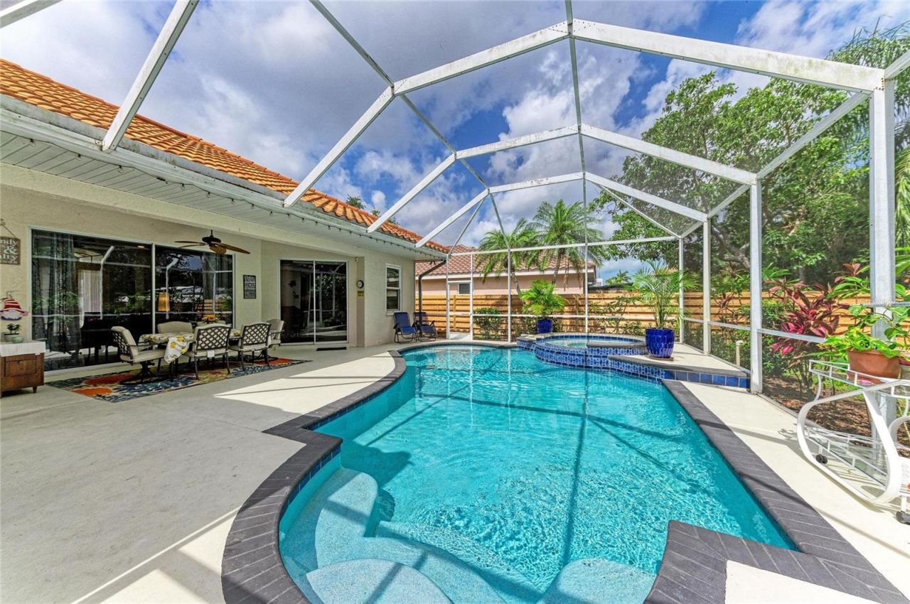 4471 Mcintosh Lake Avenue, Sarasota, FL 34233 Photo