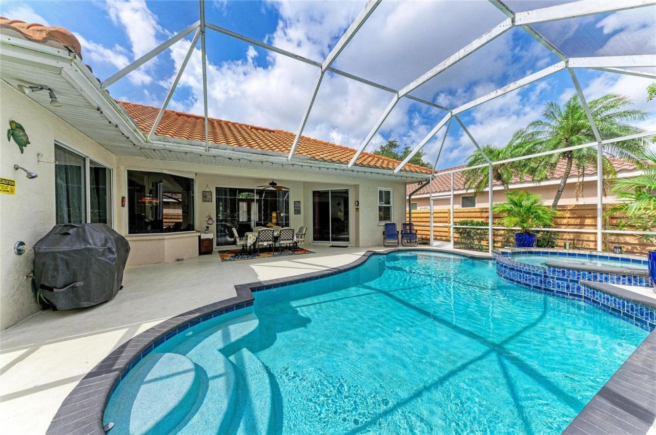4471 Mcintosh Lake Avenue, Sarasota, FL 34233 Photo