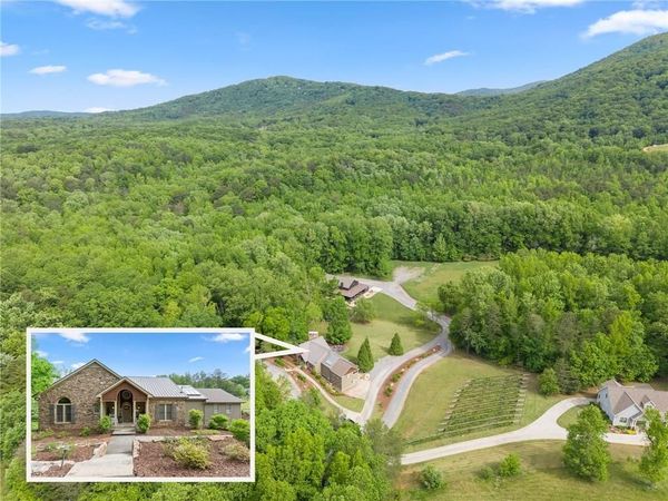 253 Happy Trails Way , Jasper, GA 30143