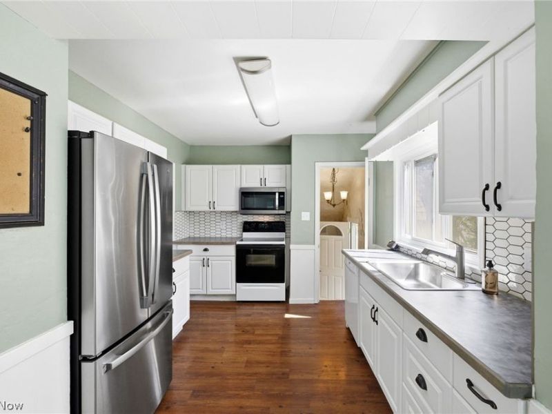 17001 Truax Avenue, Cleveland, OH 44111 Photo 10