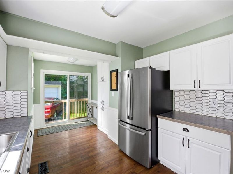 17001 Truax Avenue, Cleveland, OH 44111 Photo 8