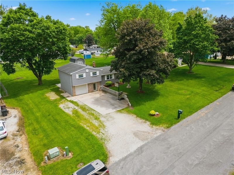 8572 Greenmeadow Avenue NW, Canal Fulton, OH 44614 Photo 5