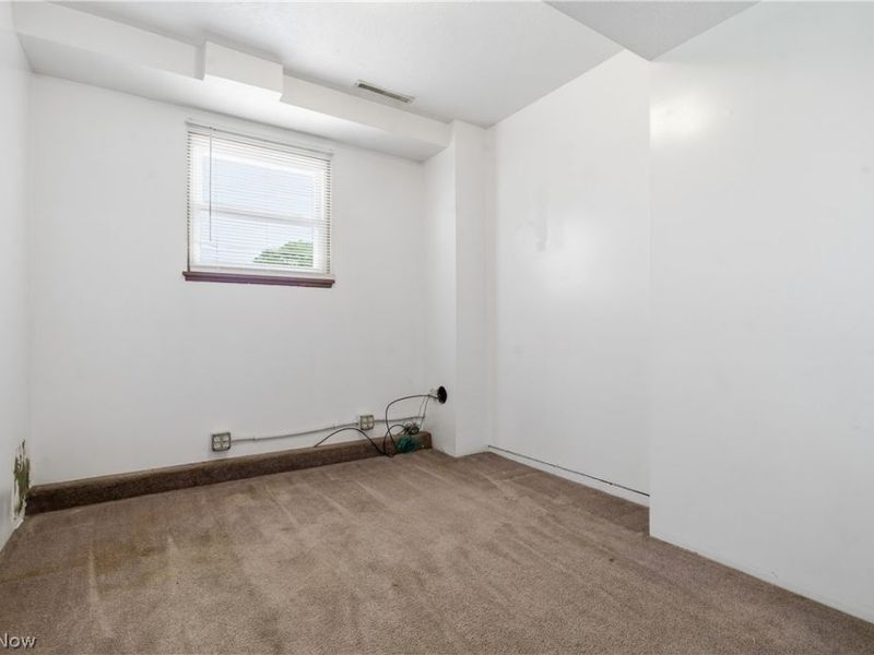 8572 Greenmeadow Avenue NW, Canal Fulton, OH 44614 Photo 8