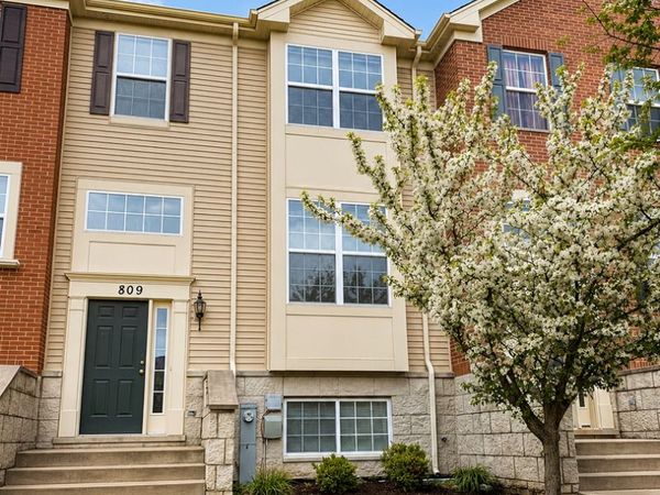 809 Brodhead Drive , Aurora, IL 60504