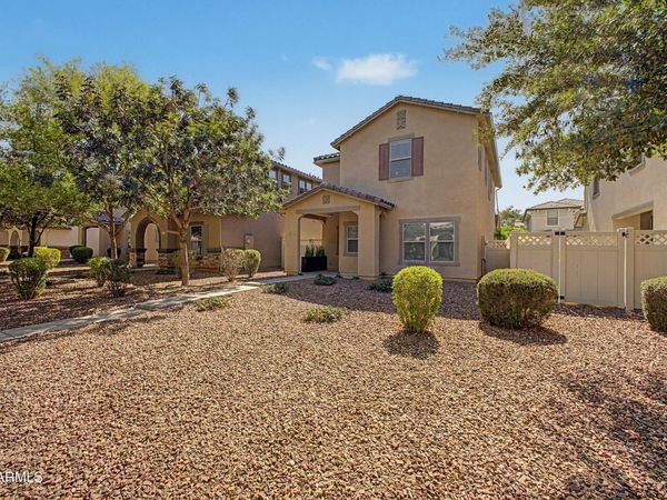 931 S SABINO Drive, Gilbert, AZ 85296