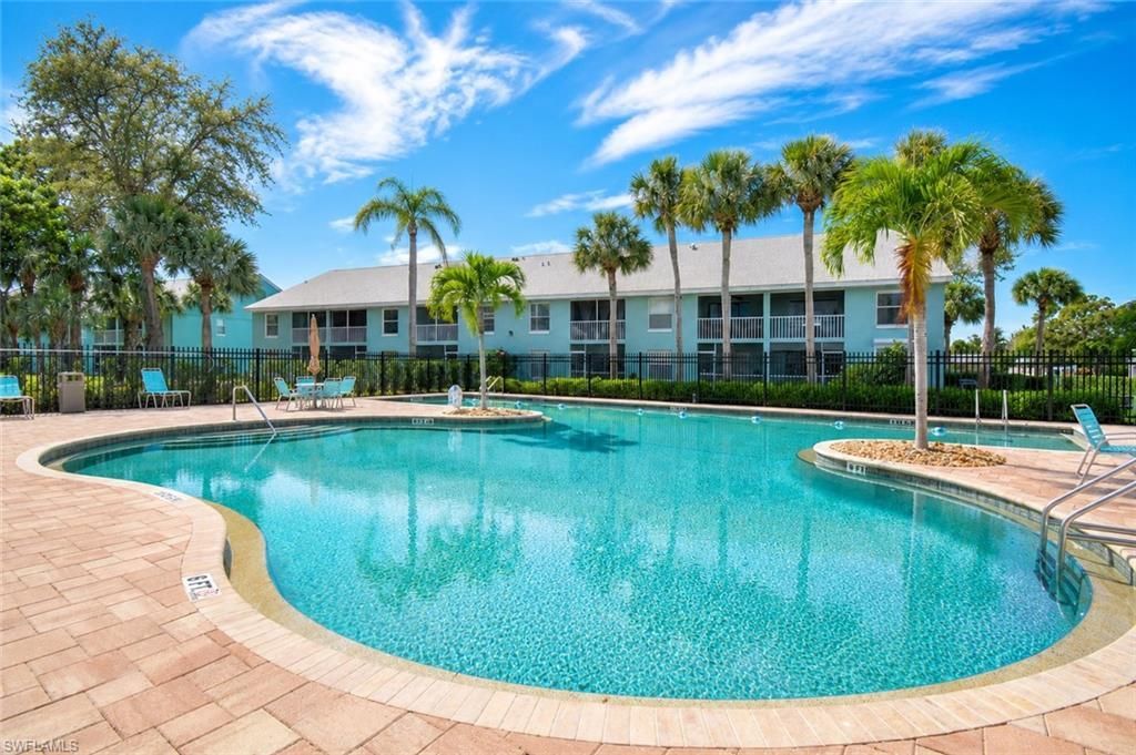 169 Grand Oaks Way , Unit N204, Naples, FL 34110 Photo