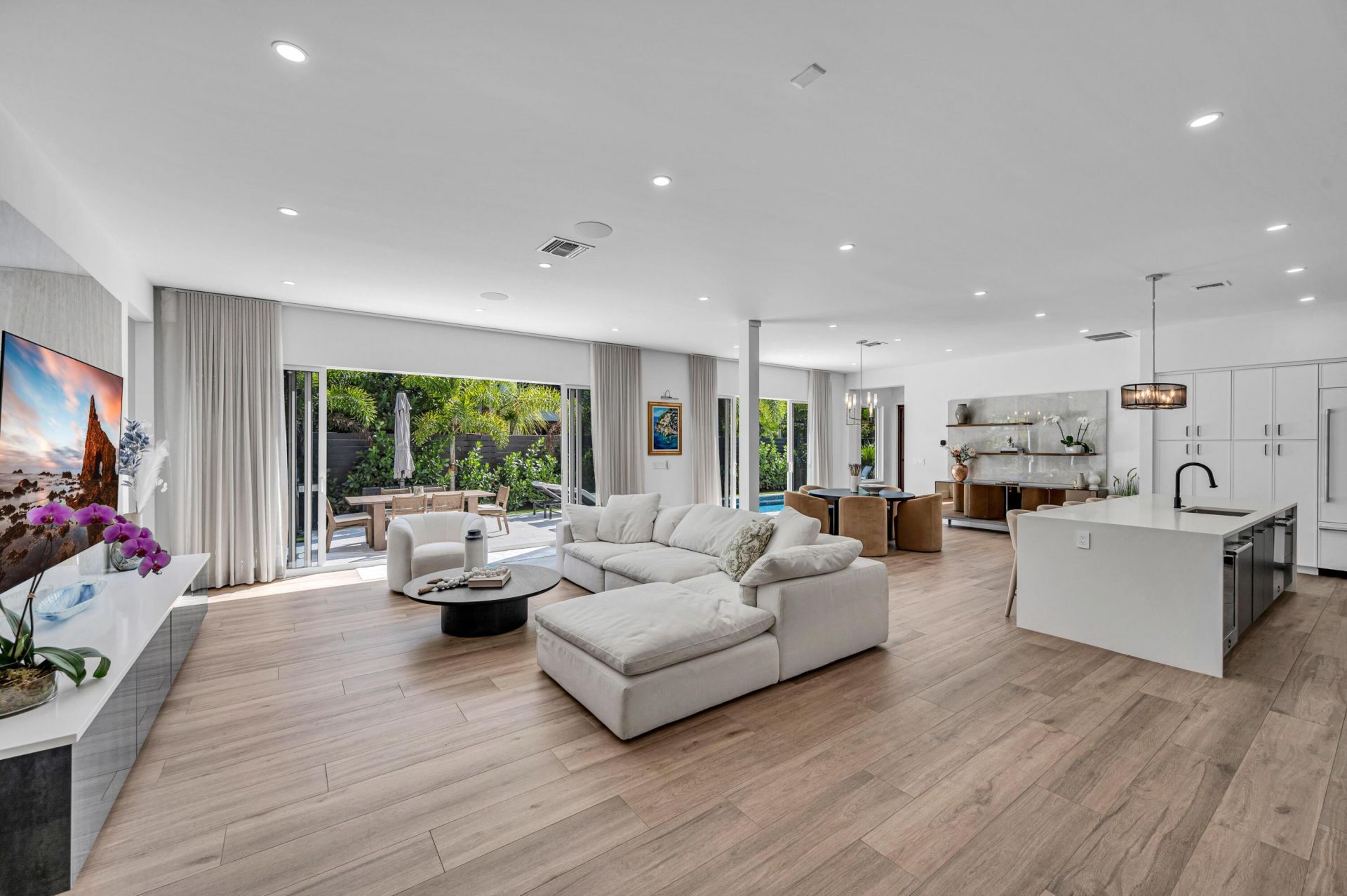 618 NE 15th Avenue, Fort Lauderdale, FL 33304 Photo