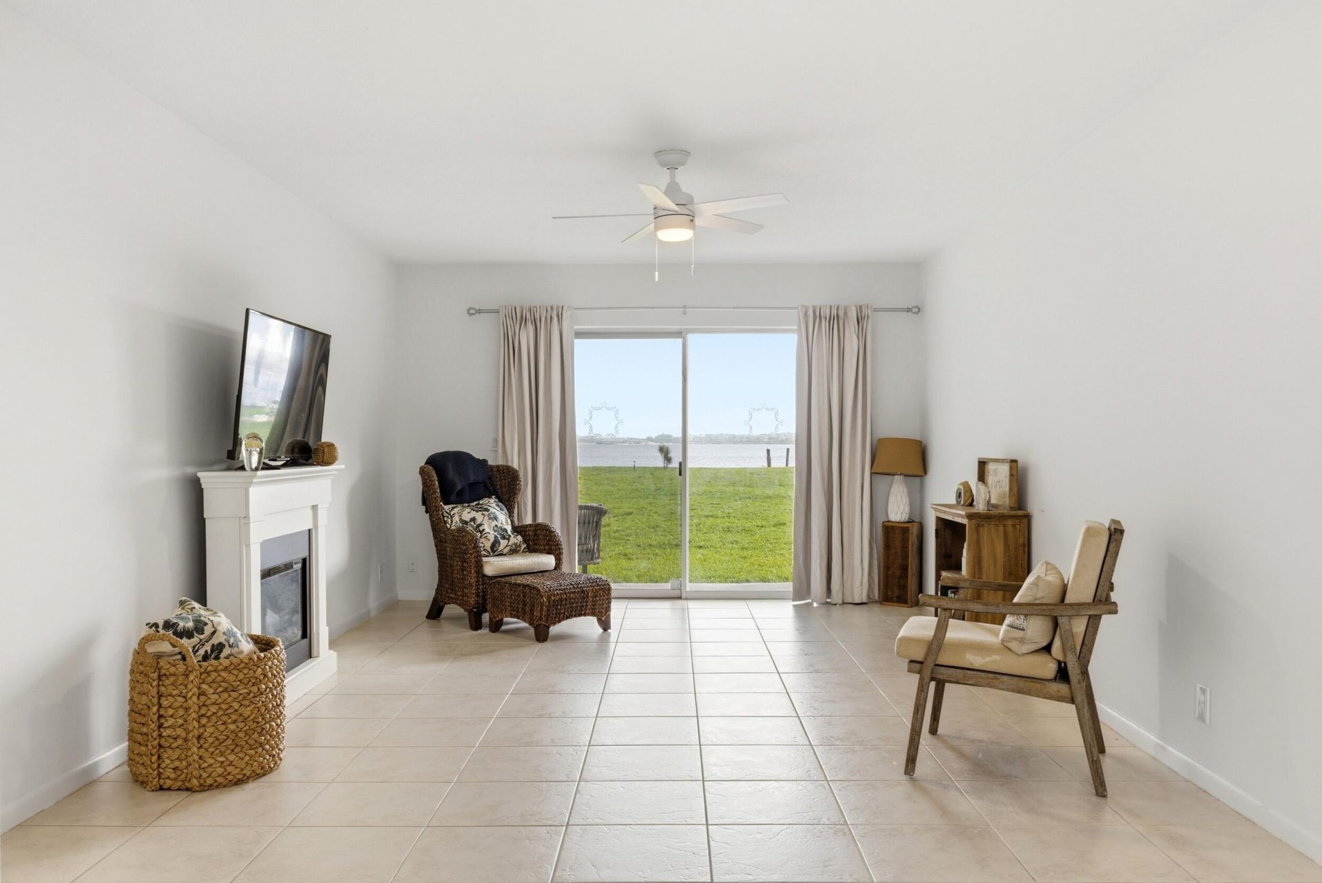 311 E Ocean Avenue, Unit 104, Lantana, FL 33462 Photo