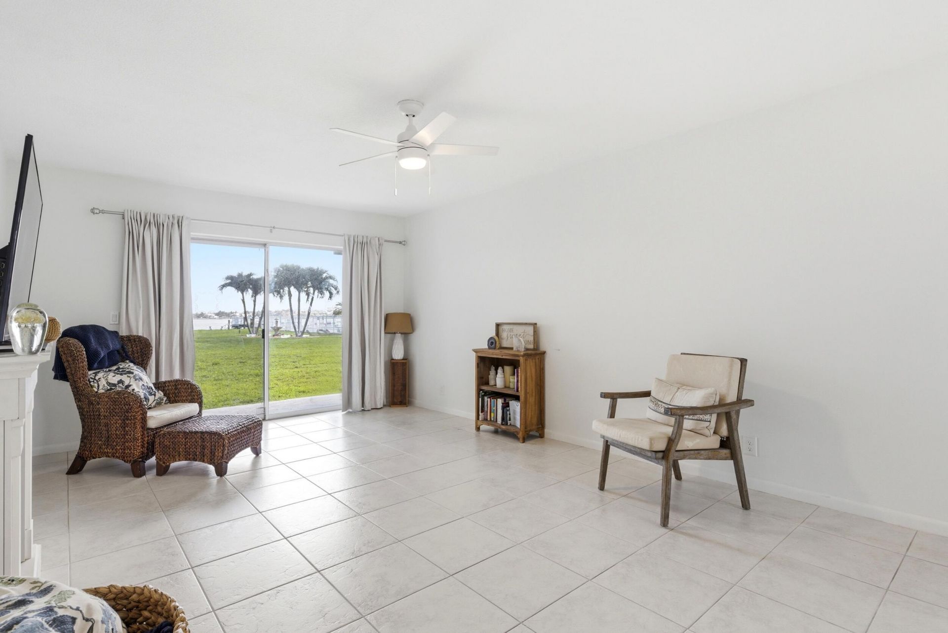 311 E Ocean Avenue, Unit 104, Lantana, FL 33462 Photo
