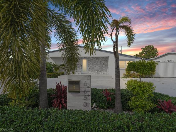 6660 W 13th Avenue, Hialeah, FL 33012