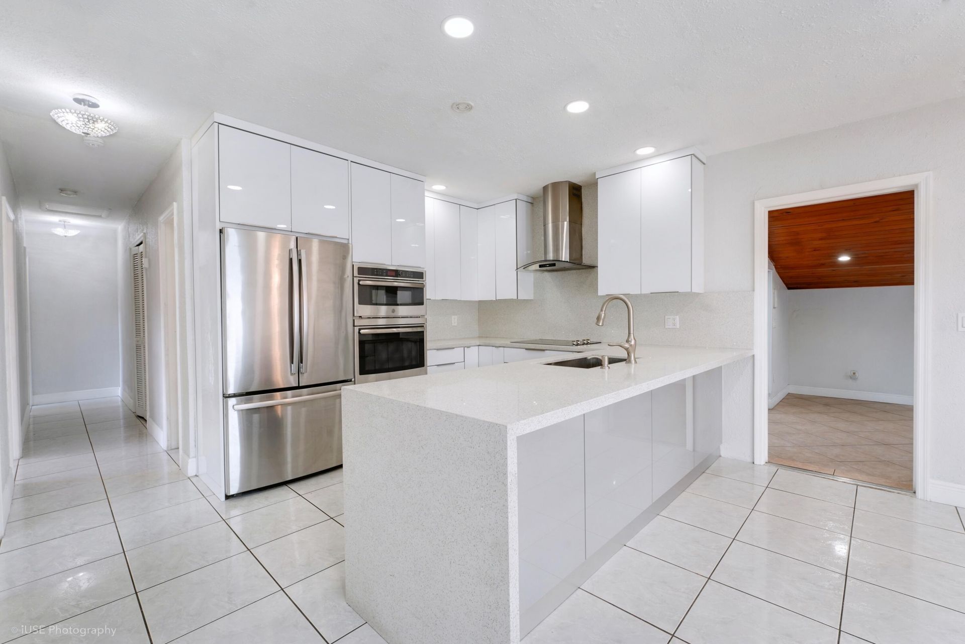 6660 W 13th Avenue, Hialeah, FL 33012 Photo