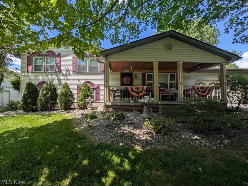 466 Wendemere Drive , Hubbard, OH 44425 Photo 1