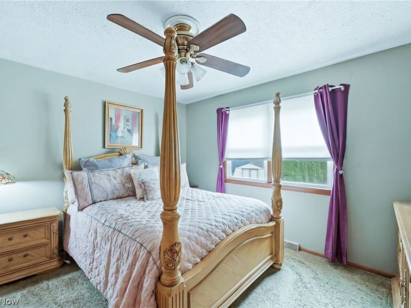 466 Wendemere Drive, Hubbard, OH 44425 Photo 16