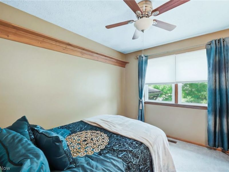 466 Wendemere Drive, Hubbard, OH 44425 Photo 20