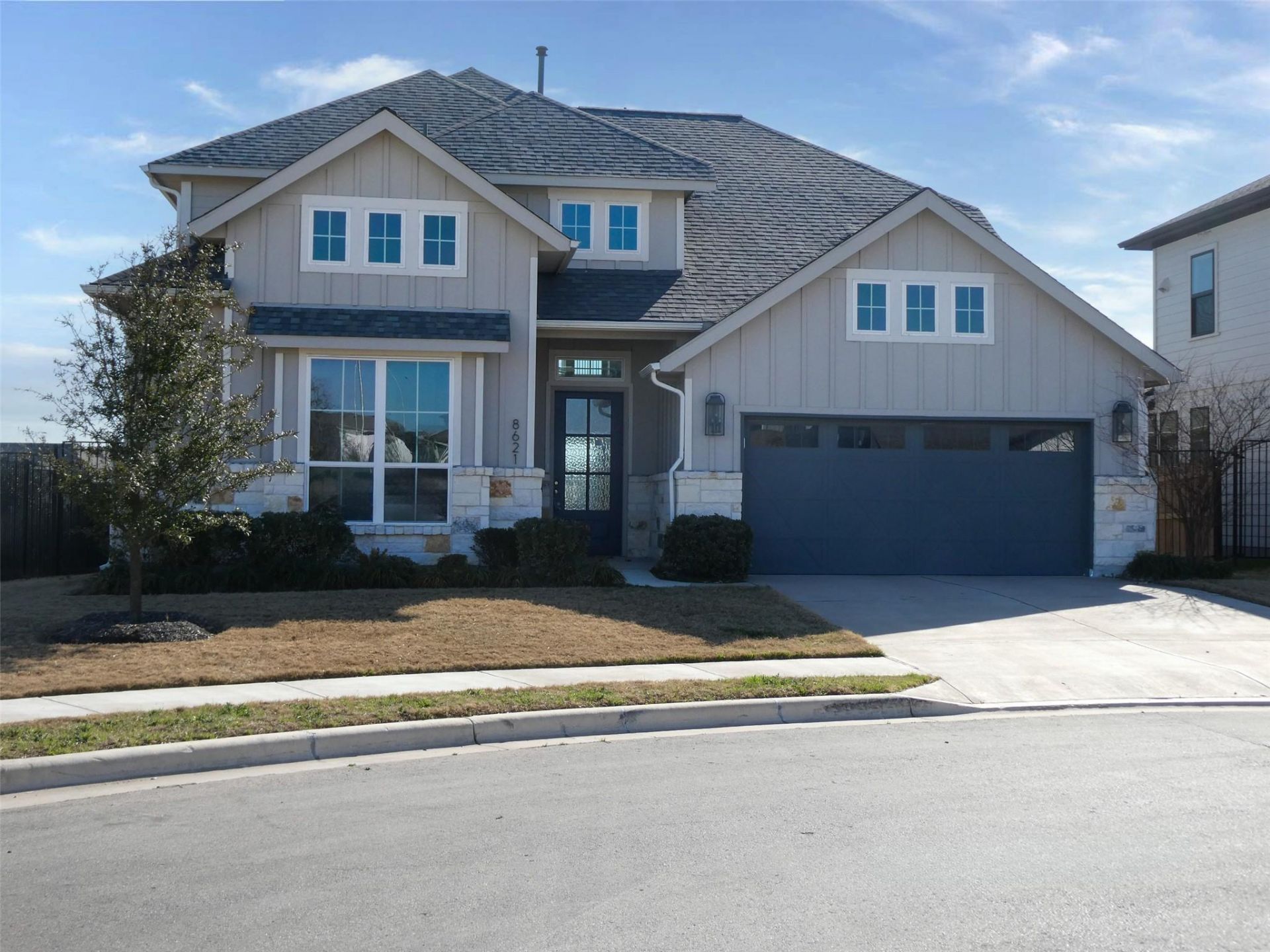 8621 Thompson Teal Trl, Austin, TX 78744 Main Photo