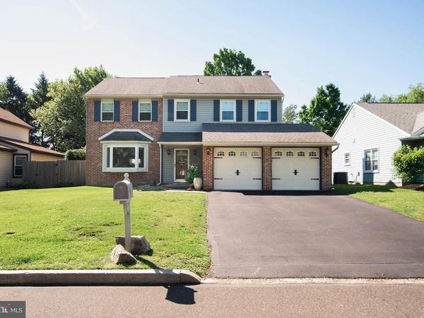 3 HEDGEROW LANE , HORSHAM, PA 19044