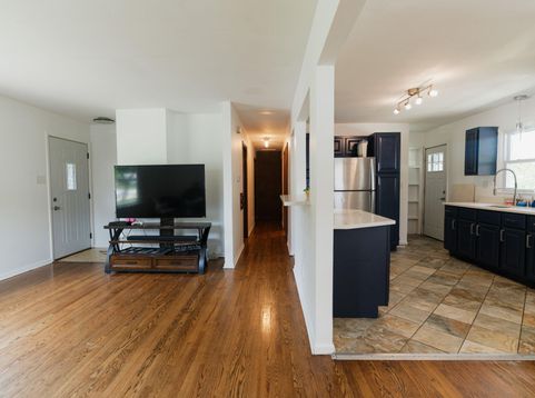 Main Photo