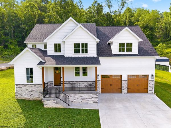 201 Farm Brook Lane, Morgantown, WV 26508
