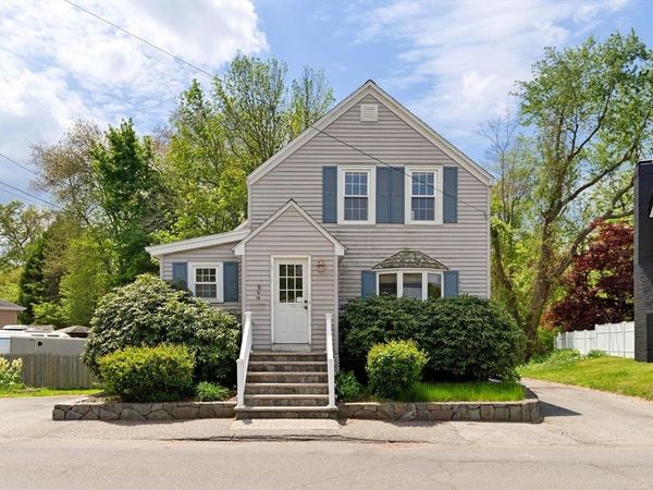 19 Butler Ave, Wakefield, MA 01880