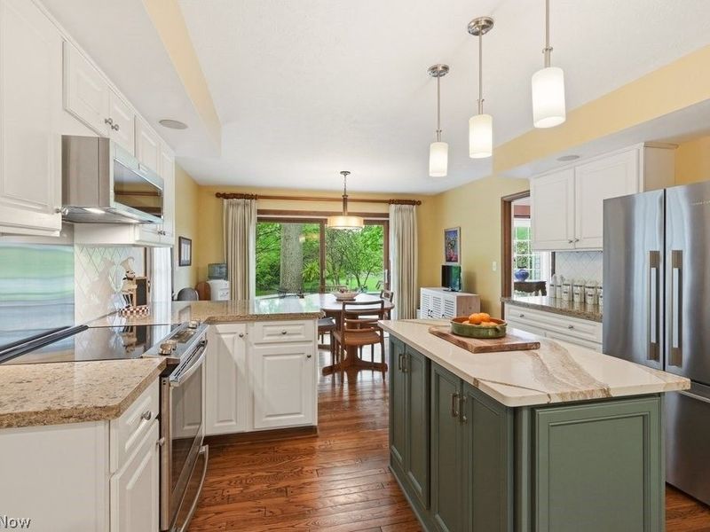 104 Manor Brook Drive, Chagrin Falls, OH 44022 Photo 13