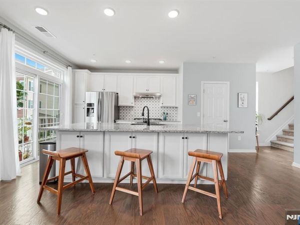 130 Wesmont Drive, WOOD RIDGE, NJ 07075