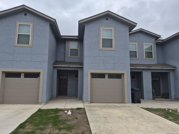 6407 Luglio Ln, San Antonio, TX 78233
