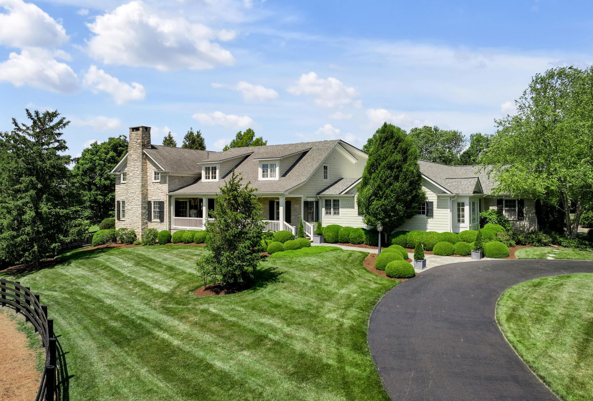 595 Moores Mill Road, Midway, KY 40347