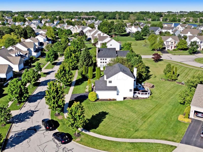7533 Fairfield Lakes Drive, Powell, OH 43065 Photo 7