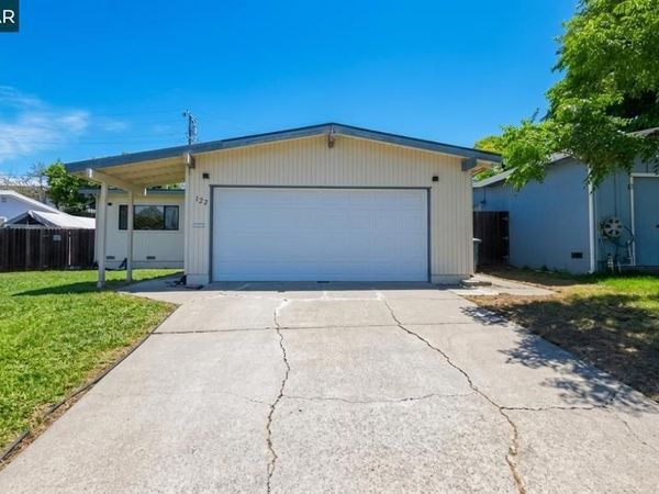 322 Los Cerritos Dr., Vallejo, CA 94589