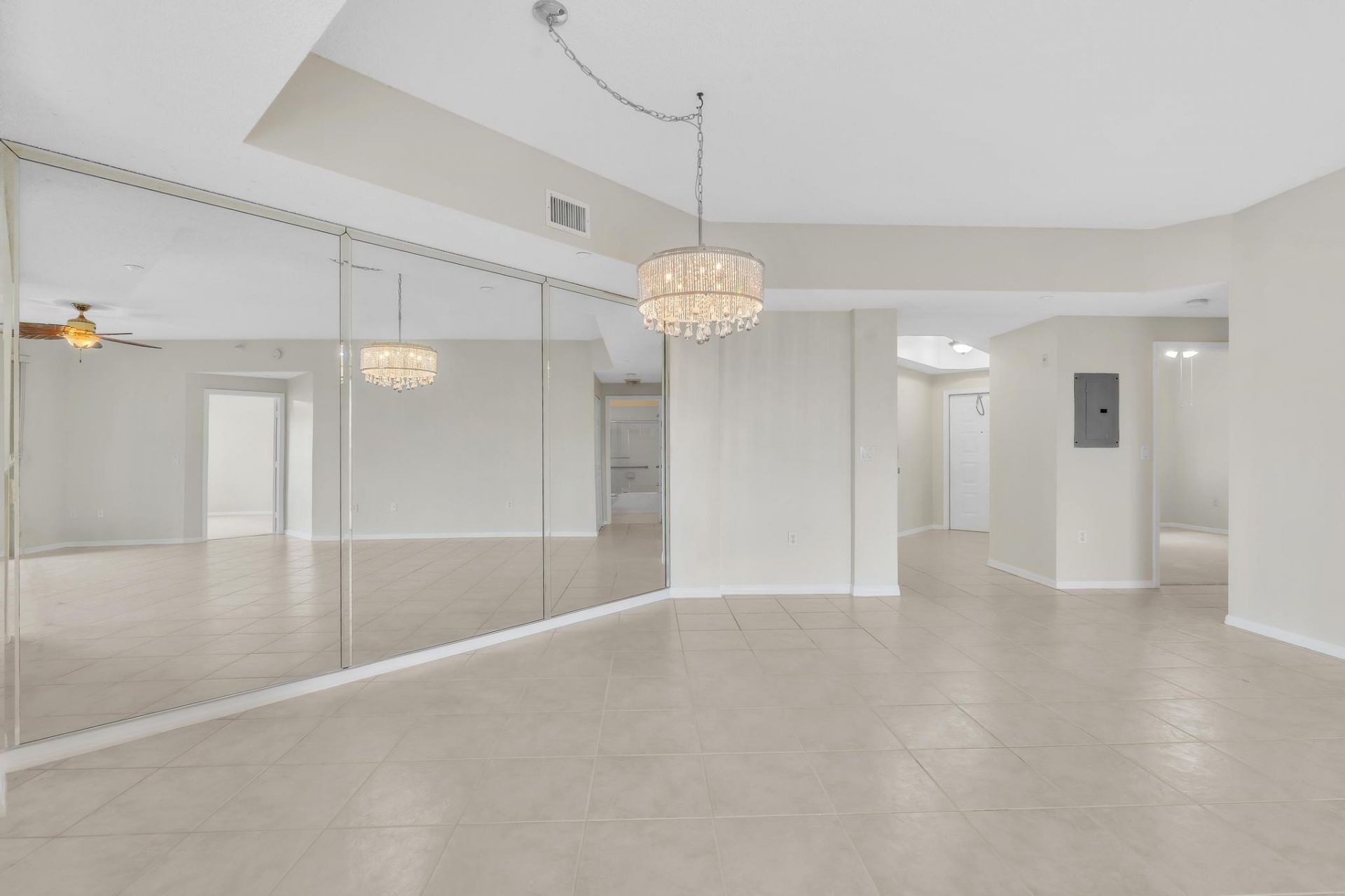 7775 Southampton Terrace, Unit 307, Tamarac, FL 33321 Photo