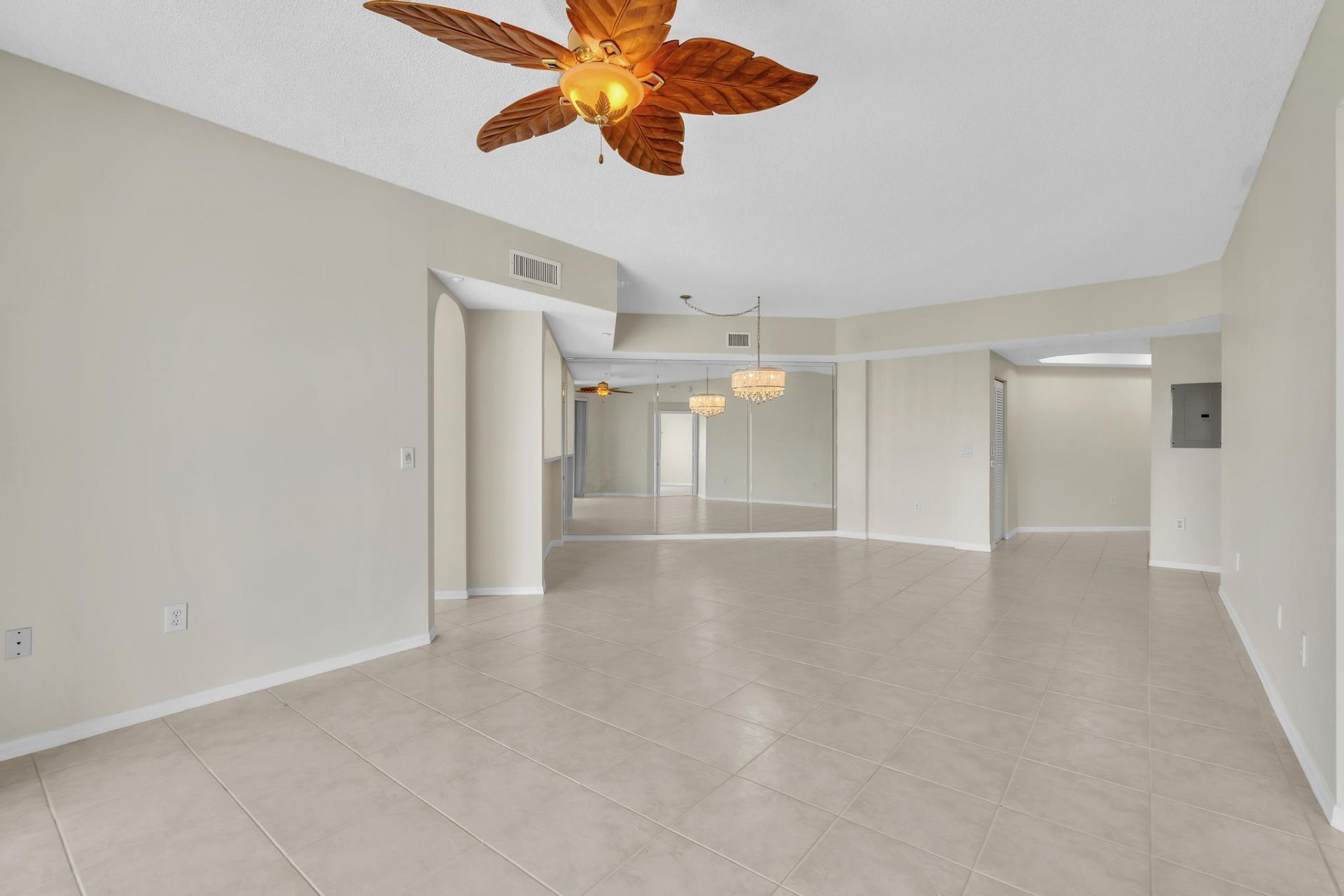 7775 Southampton Terrace, Unit 307, Tamarac, FL 33321 Photo