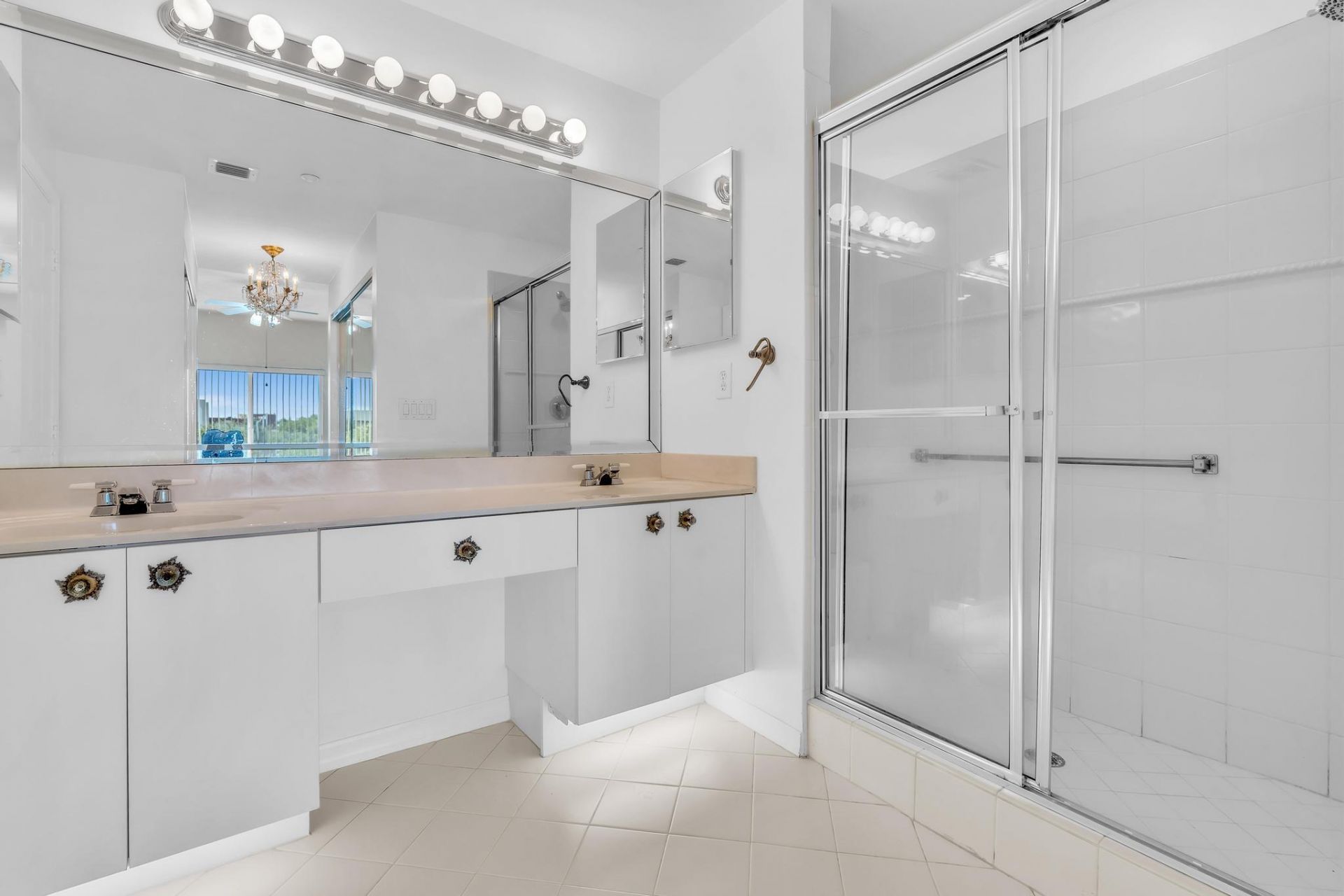 7775 Southampton Terrace, Unit 307, Tamarac, FL 33321 Photo