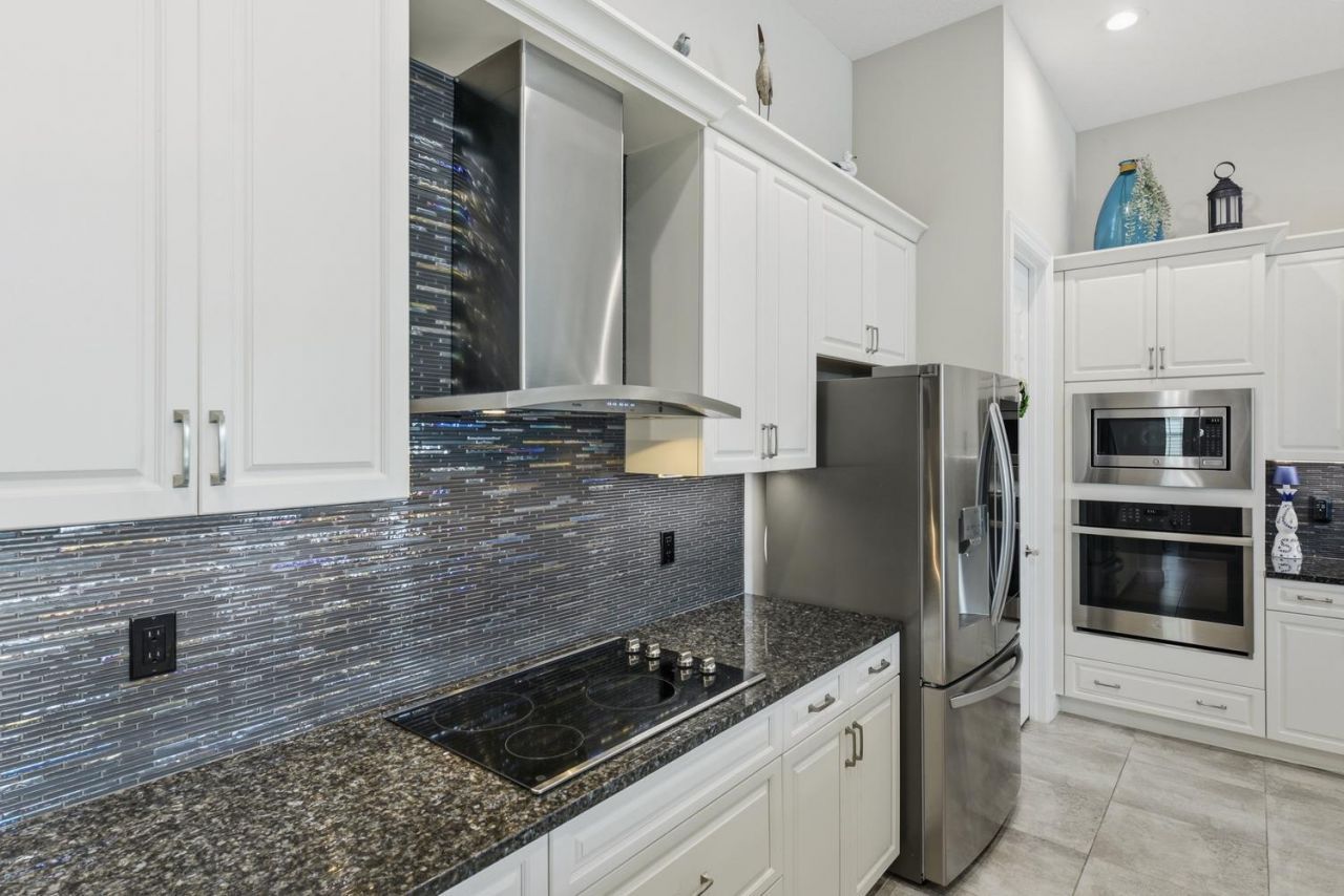 8653 SW Carrara Way, Port Saint Lucie, FL 34987 Photo